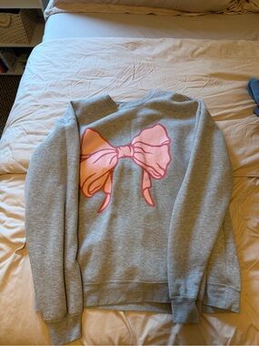 Women's Gray Sweatshirt with Pink Bow Graphic